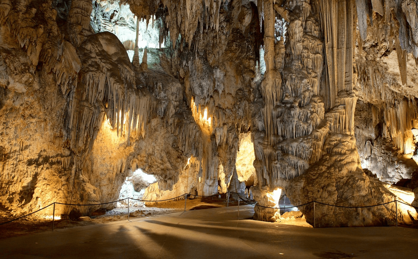 Private Tour Costa Tropical and Nerja Caves from Granada with Lunch 2
