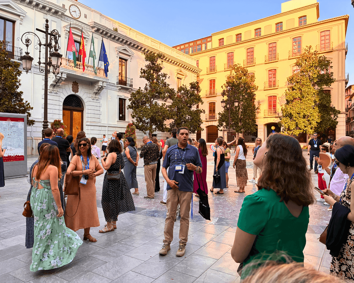 Free Tour of the Historic Center of Granada and the Albaicín 3