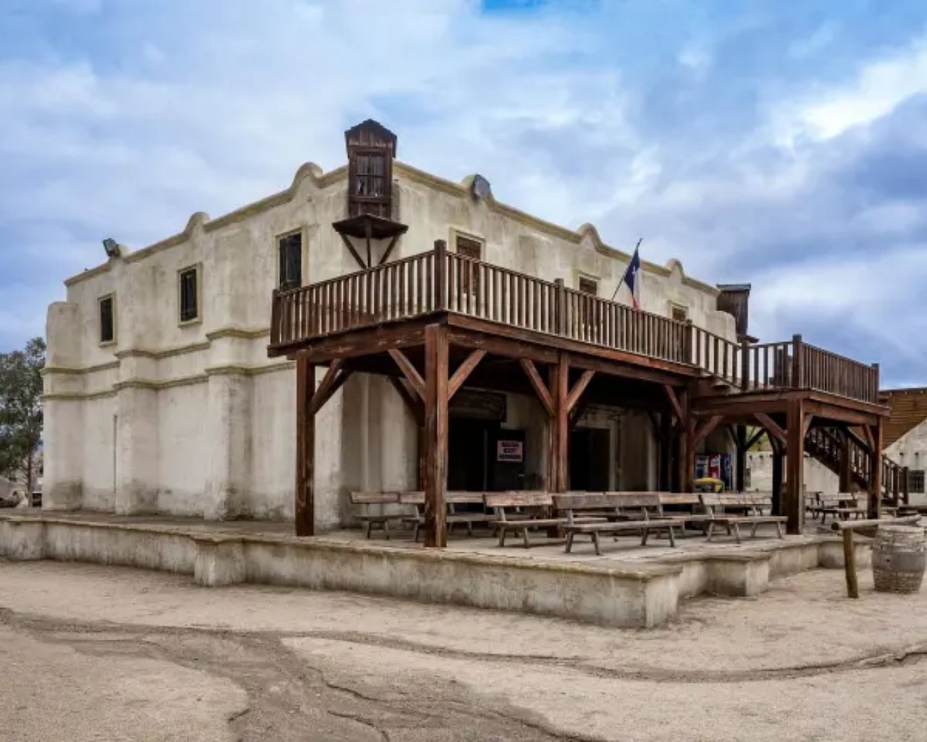 Day Trip to Guadix and MiniHollywood Oasys Park 3