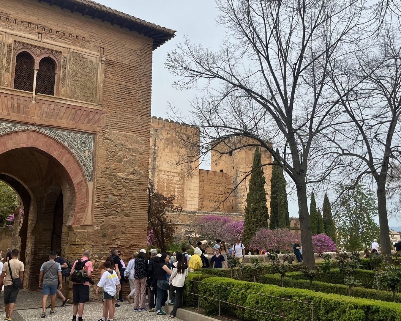 Discover the Surroundings of the Alhambra, Gardens and Outdoor Areas 3